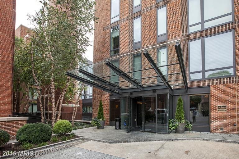 Residences at the Ritz Carlton 3150 South Street NW